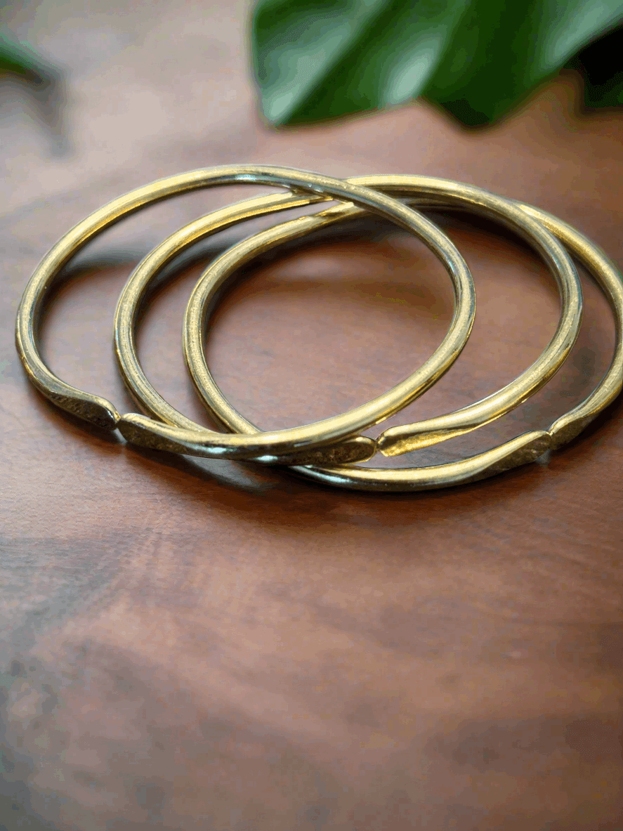 African Brass Bangles – Hammered & Plain Styles | Set of 1 or 3 - ONYX MODE