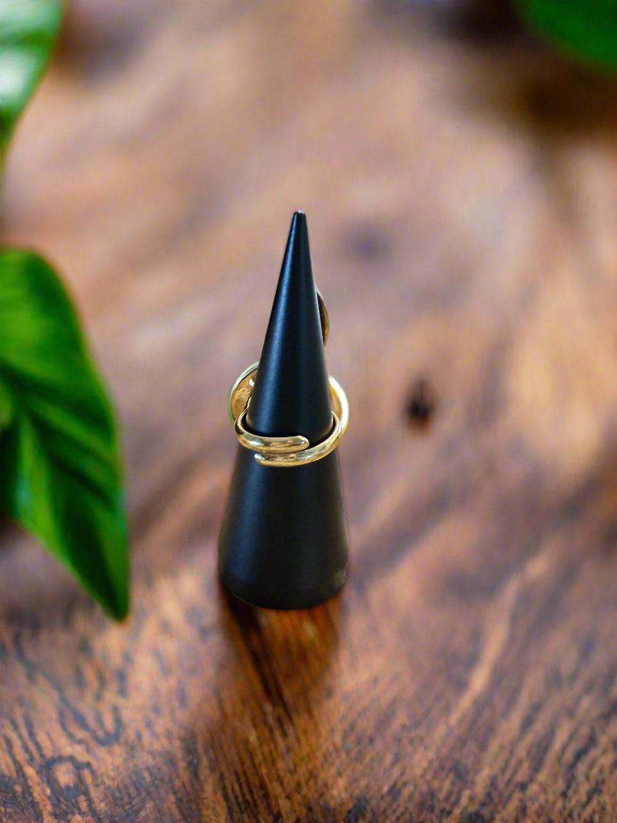 Melody Brass Ring – Handcrafted Treble Clef Accent - ONYX MODE