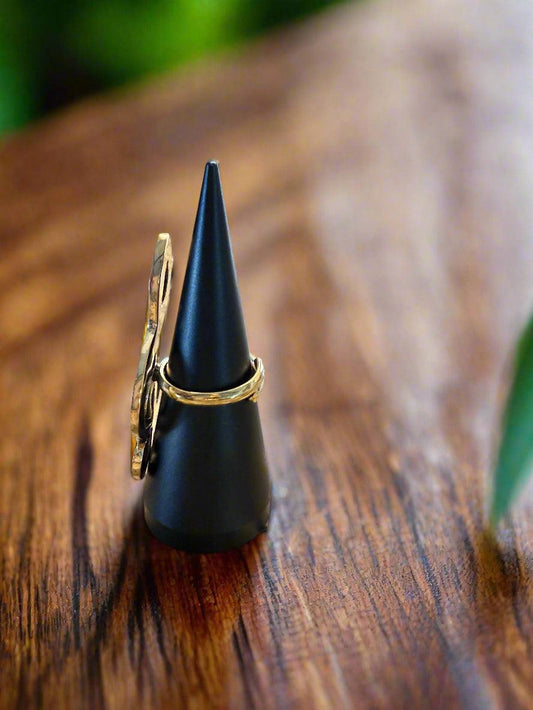 Melody Brass Ring – Handcrafted Treble Clef Accent - ONYX MODE