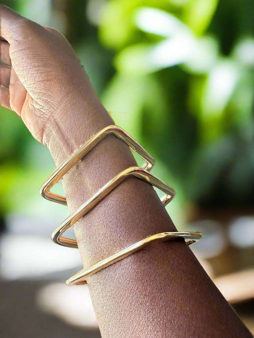 Regal Squares – Handcrafted Square Brass Bracelet (Hammered or Plain) 2 Sizes - ONYX MODE